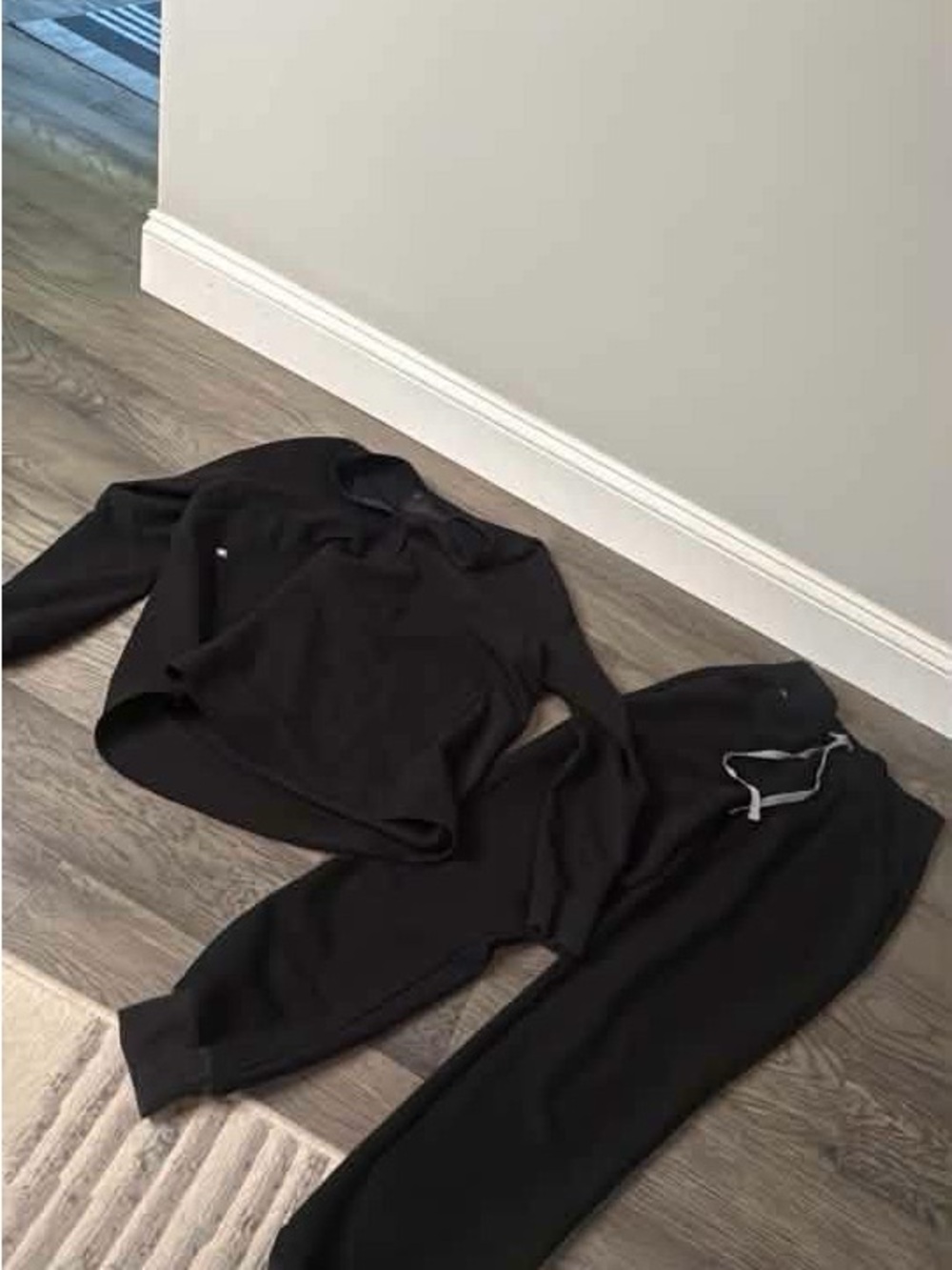 Black figs long sleeve Zamora XS and XS tall jogger